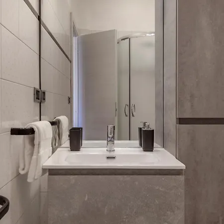 Vatican Hills דירה