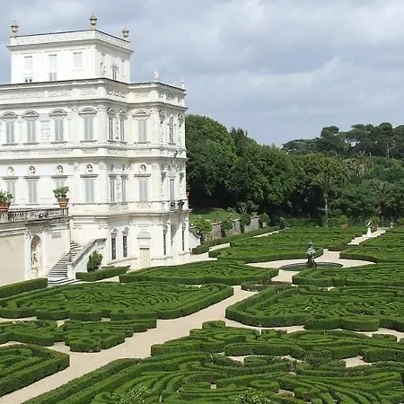 Vatican Hills Апартаменты